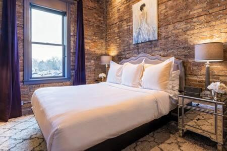 Hip Urban Loft - Small Town Charm -124 Lofts #3 West Dundee Екстер'єр фото